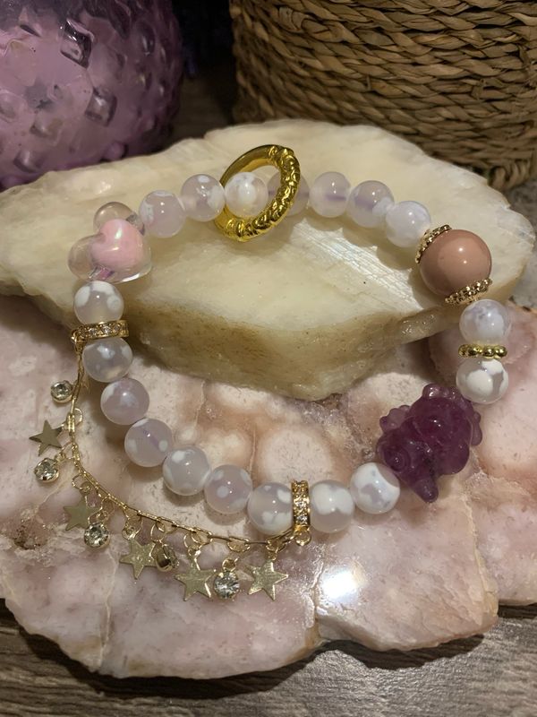 Purple Fluorite Bear &amp; Agate Crystal Bracelet With Pink Alashan Agate &amp; 18k Gold Plated Accent And Chain Charm