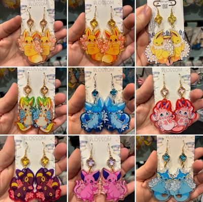Elemental Evolutions Earrings : Fox Yellow Gem