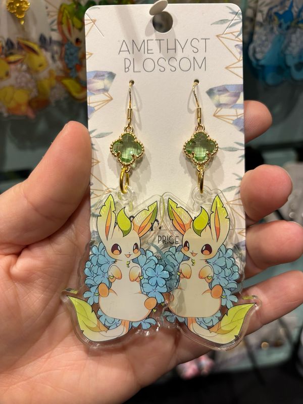 Elemental Evolutions Earrings : Leaf Fox Orange Gem