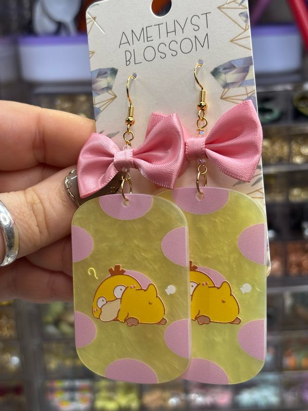 Confused Cutie Psyduck Earrings