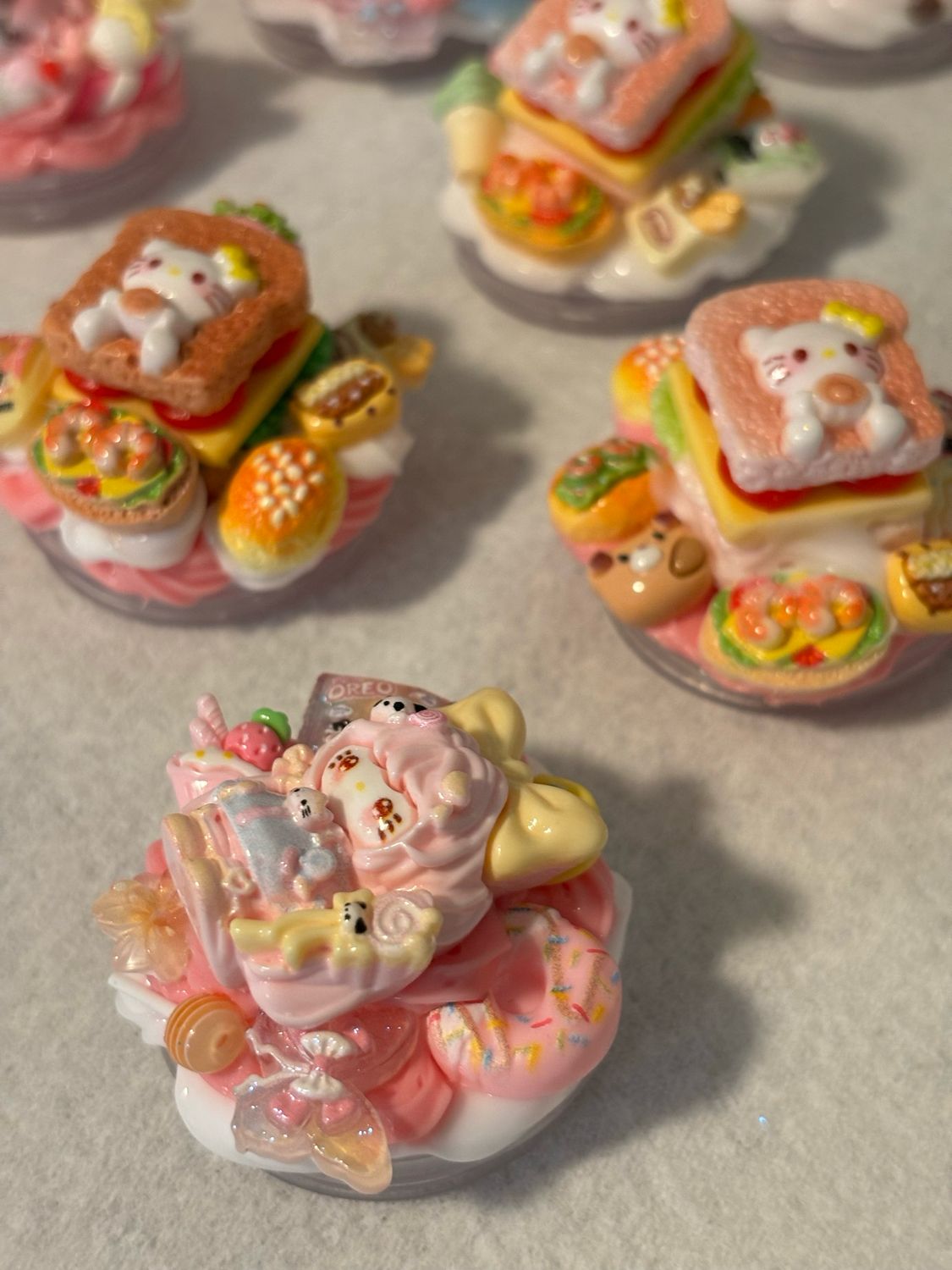 Hand Piped Decoden Cream Glue Phone Holder