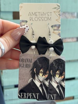 Obanai Demon Slayer – Dressed to Slay Glitter Bow Earrings