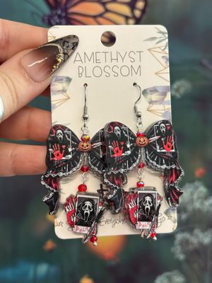 What’s Your Favorite Scary Movie? Earrings