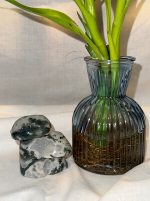 Moss Agate Mushroom Carving