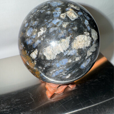 377g Blue Que Sera Sphere