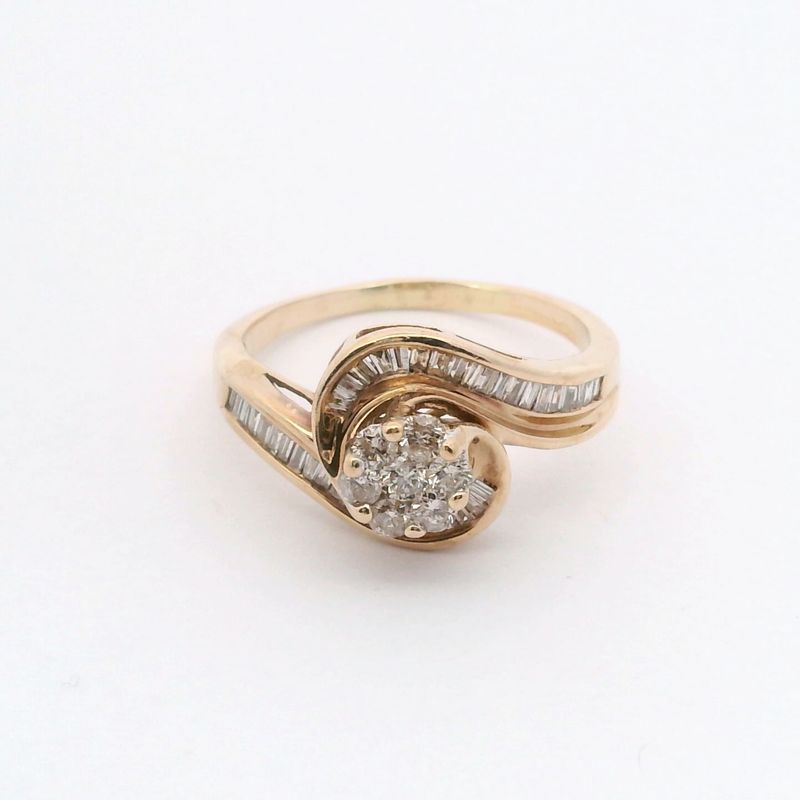 14KY Spiral Cluster w/ Baguette Accents Diamond Ring