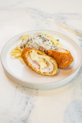 Cordon Bleu - Happy Size
