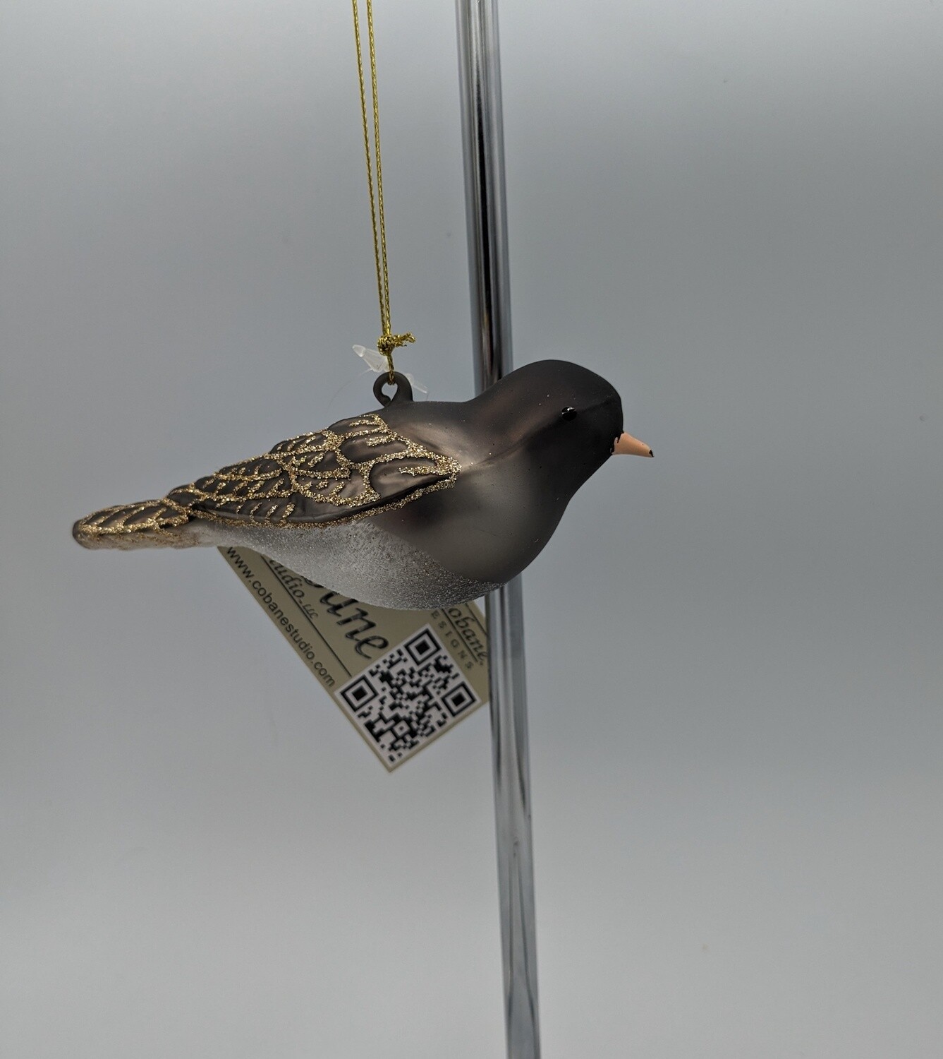 Dark Eyed Junco  Christmas Ornament C397