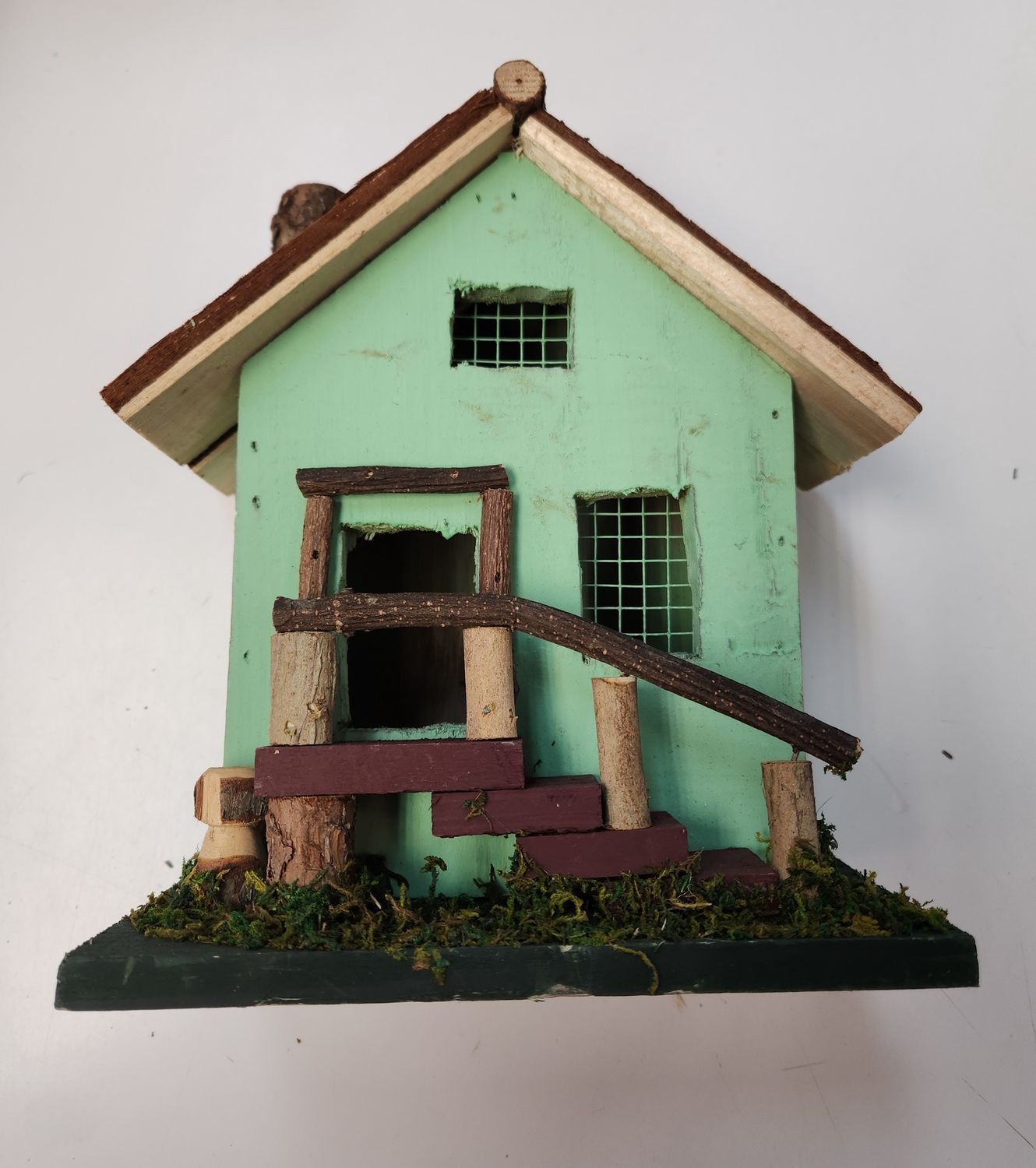 Birdhouse with Stairs