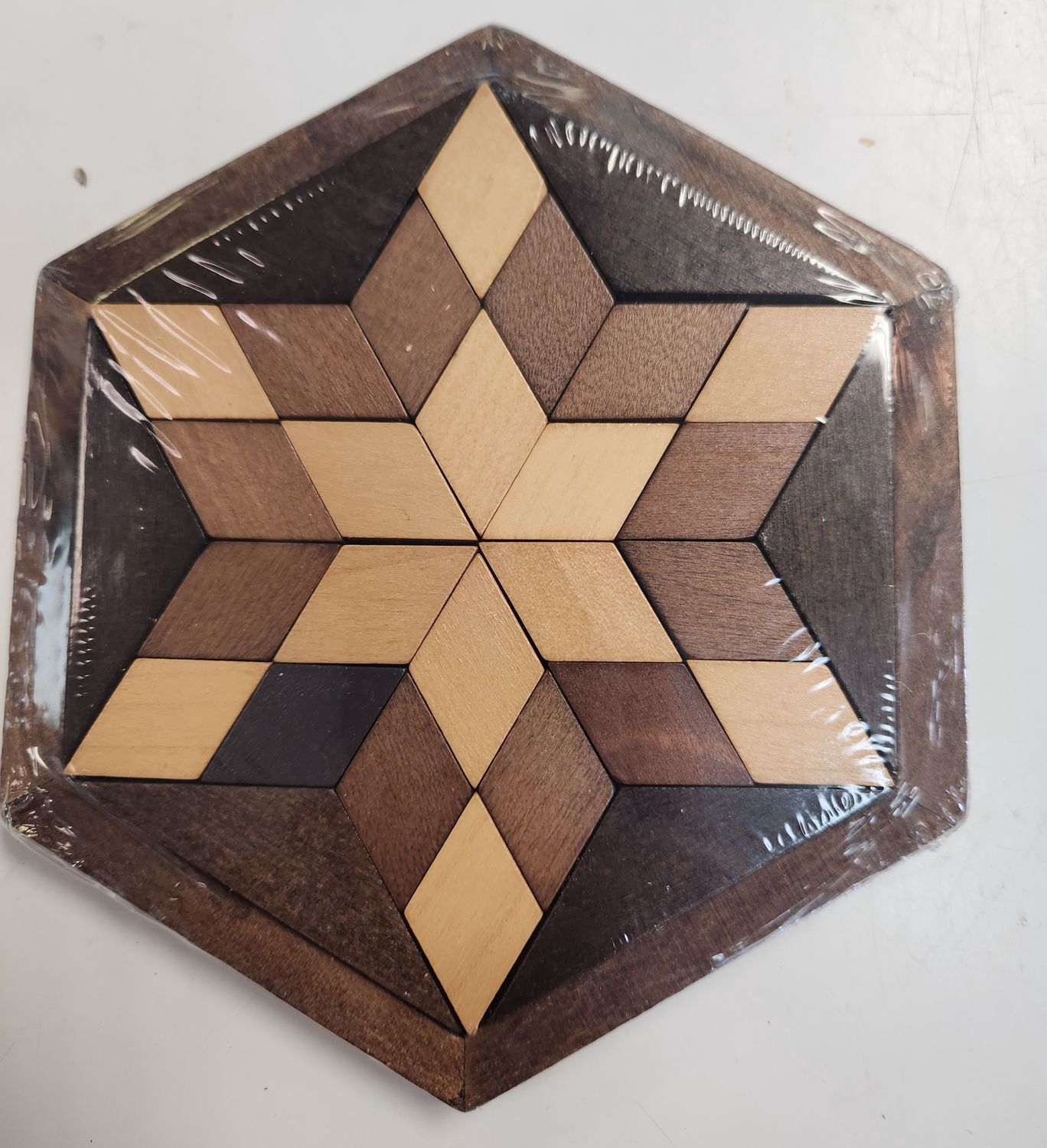 Star Shaped Wooden Puzzel