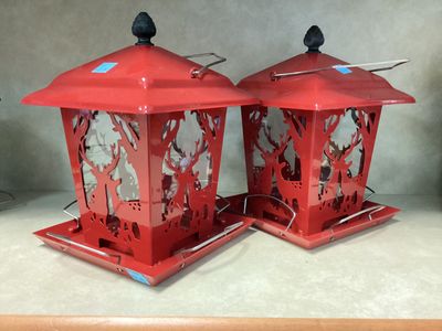 Red Lantern Feeder