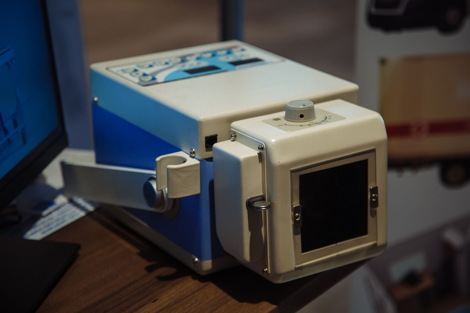 Mobile X-Ray Unit (per unit)