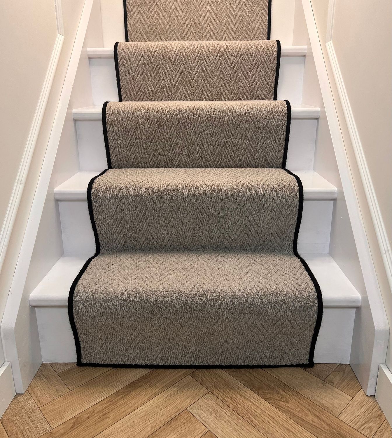 HAVANNA COLLECTION - Greige with Whipped Edging