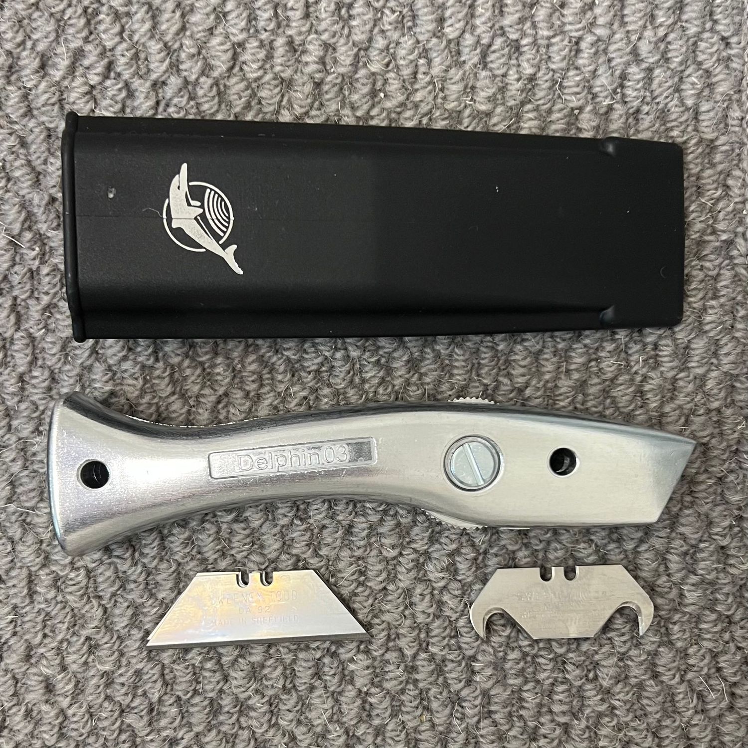 DELPHIN KNIFE