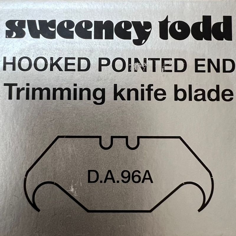 HEAVY DUTY HOOKED BLADES