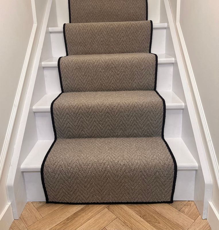HAVANNA COLLECTION - Taupe with Whipped Edging