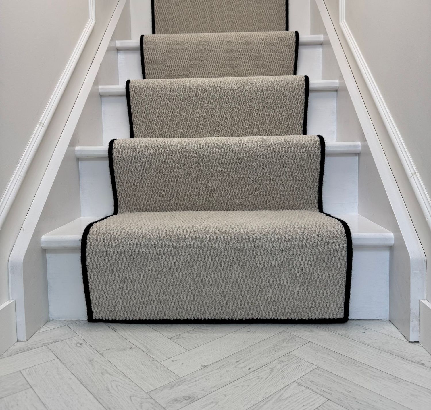 BRASIL COLLECTION - Berber  with Whipped Edging