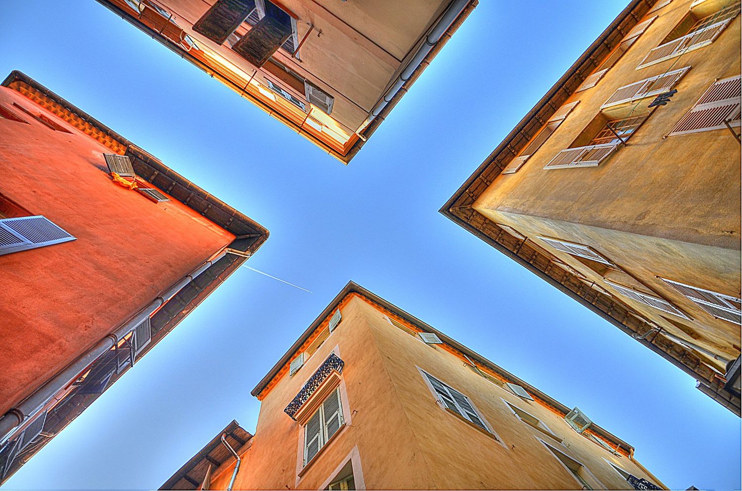 Toits de Nice en Croix