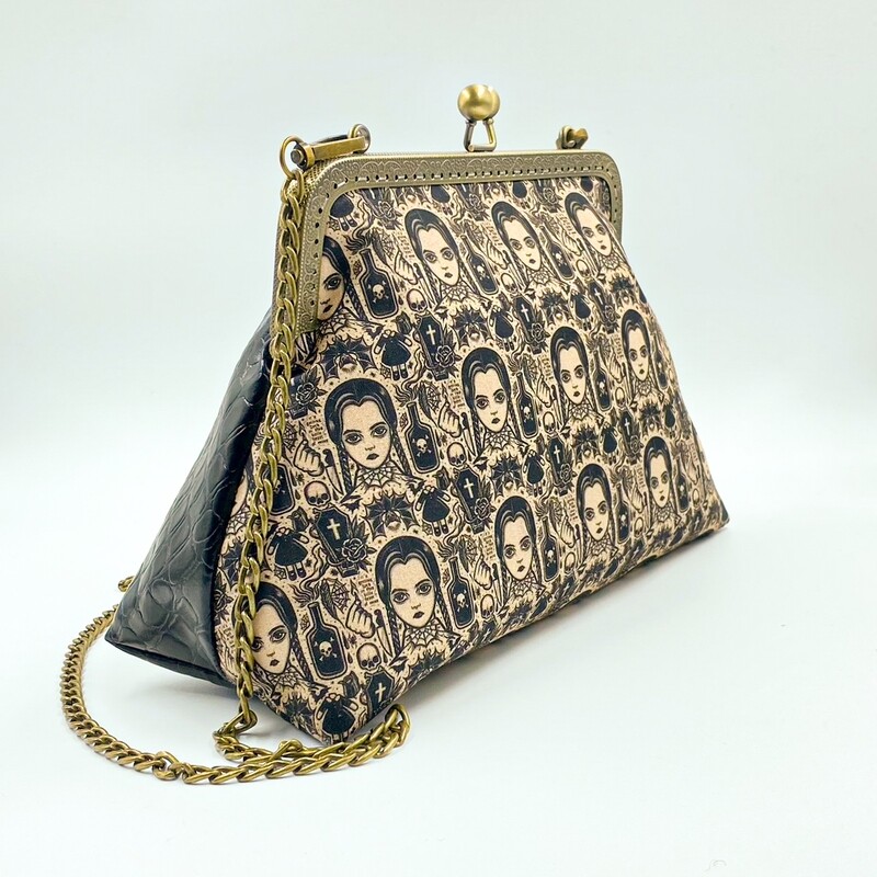 ​GRAND SAC A MAIN VINTAGE "WEDNESDAY"