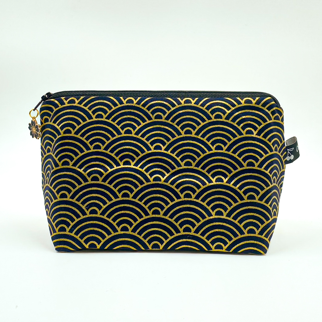 PETITE TROUSSE DE TOILETTE 