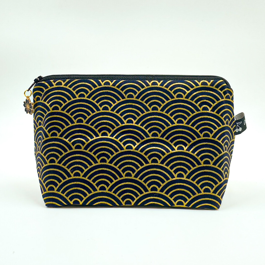 PETITE TROUSSE DE TOILETTE "SEIGAIHA"