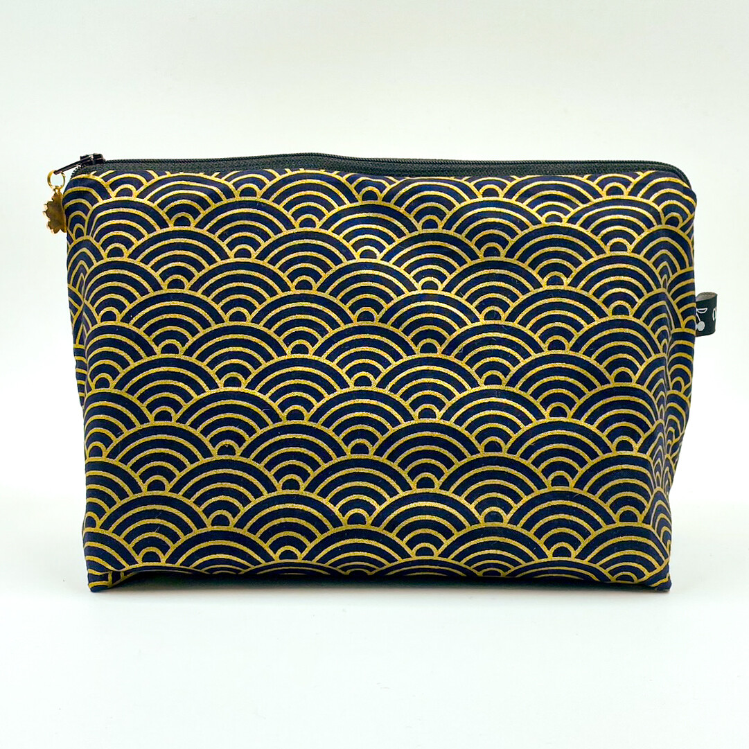 MOYENNE TROUSSE DE TOILETTE "SEIGAIHA"