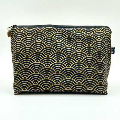 MOYENNE TROUSSE DE TOILETTE "SEIGAIHA"