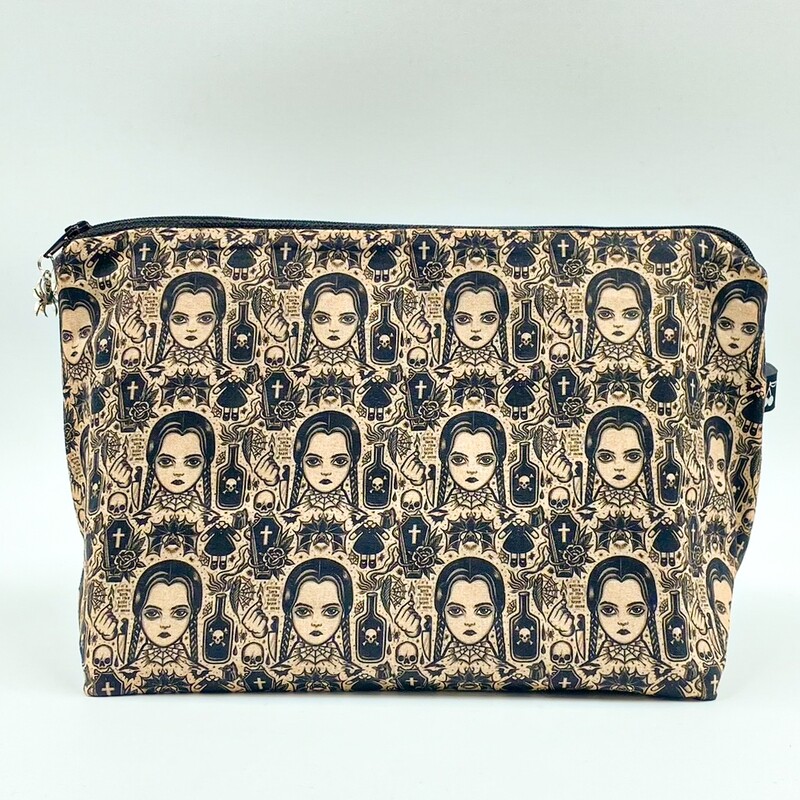 MOYENNE TROUSSE DE TOILETTE "WEDNESDAY"