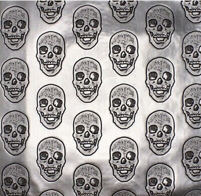 096-TETE DE MORT GRIS