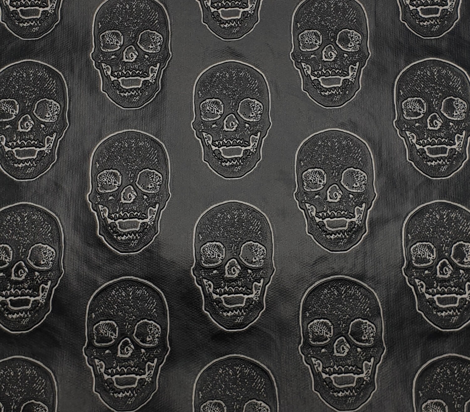 098-TETE DE MORT NOIR
