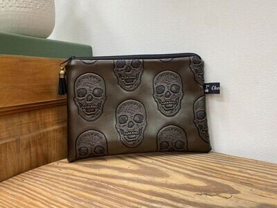 TROUSSE A TOUT