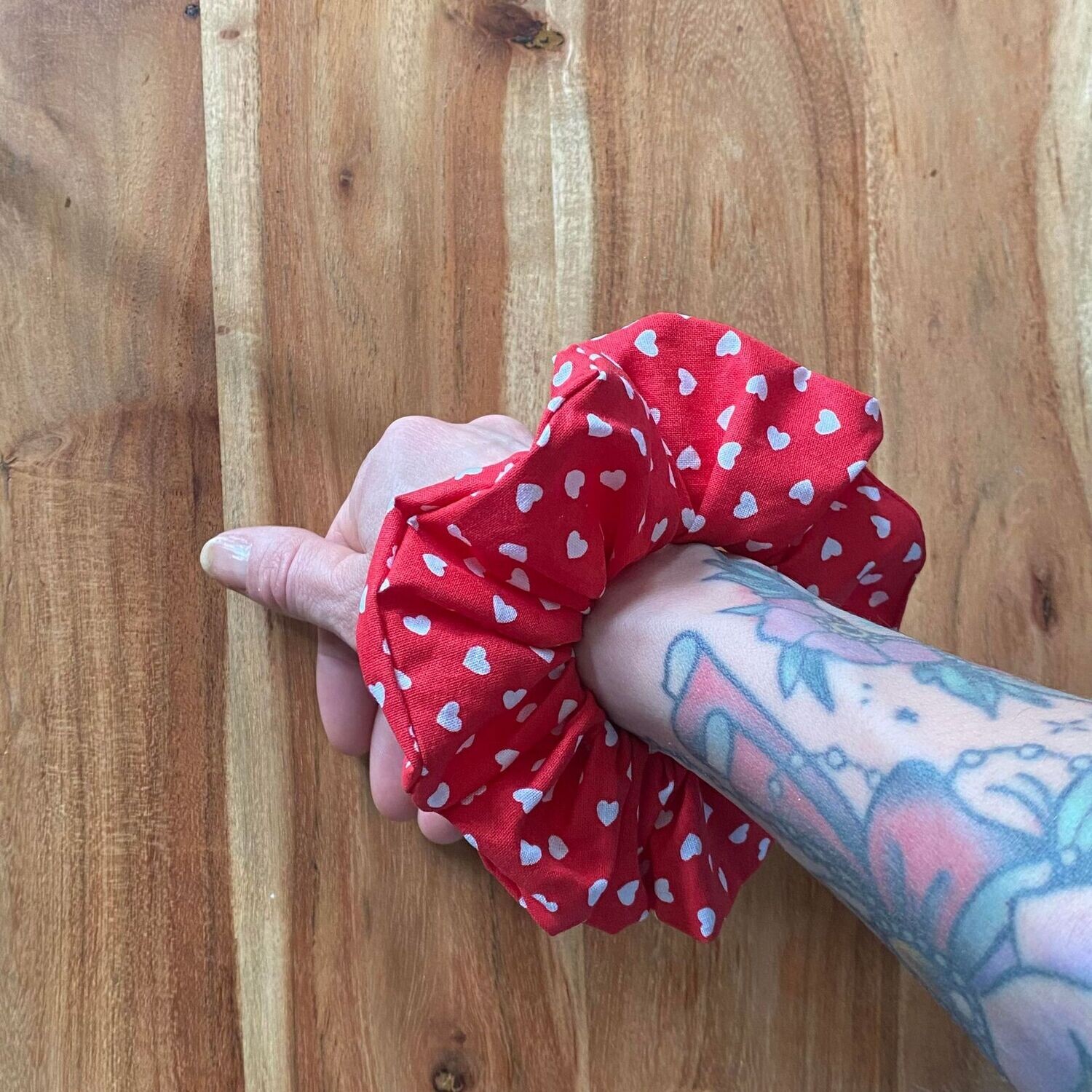 CHOUCHOUS, MOTIF: COEUR ROUGE