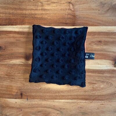 GRANDE LINGETTE MAGIQUE (démaquille avec de l’eau uniquement)