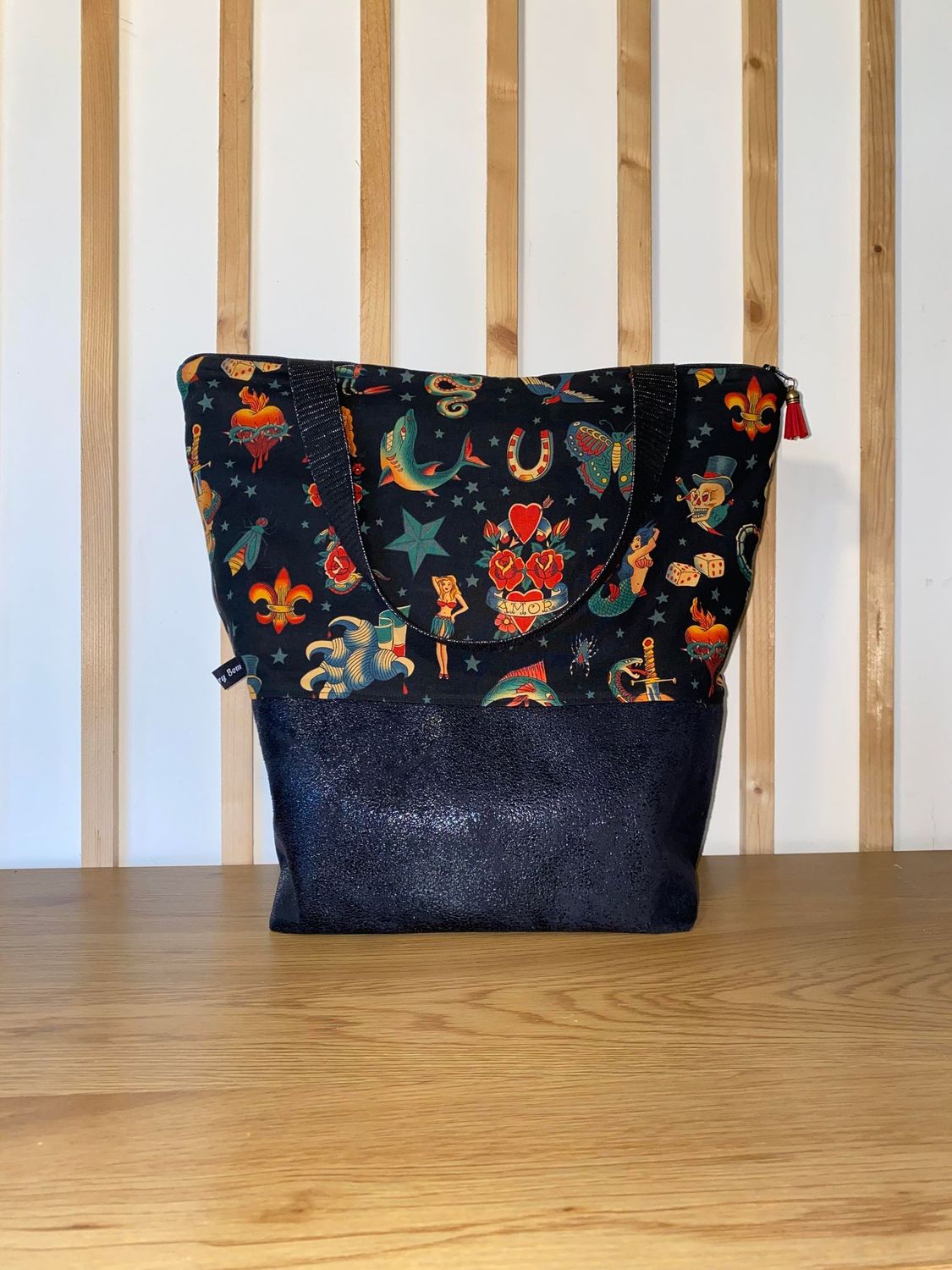 MAXI SAC - CABAS "TATTOO AMOR NOIR"
