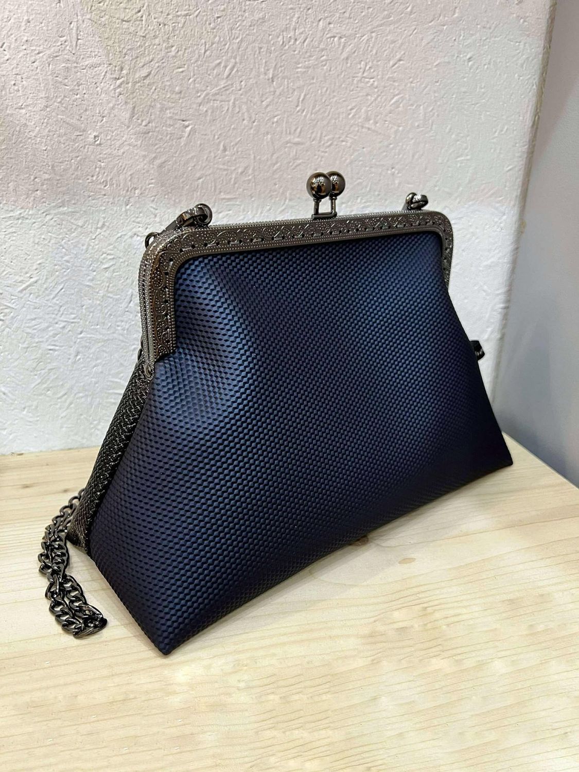 ​GRAND SAC A MAIN VINTAGE "BLEU METALLISÉ-NOIR PAILLETTES"