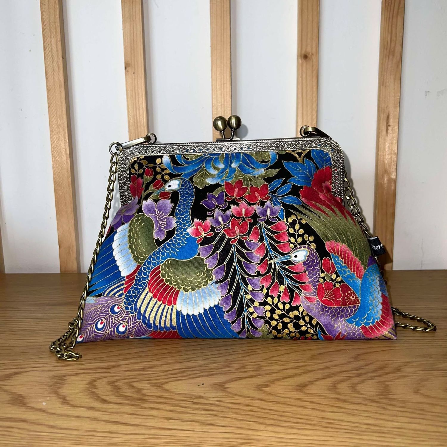 ​GRAND SAC A MAIN VINTAGE "PAON DORE VIOLET"