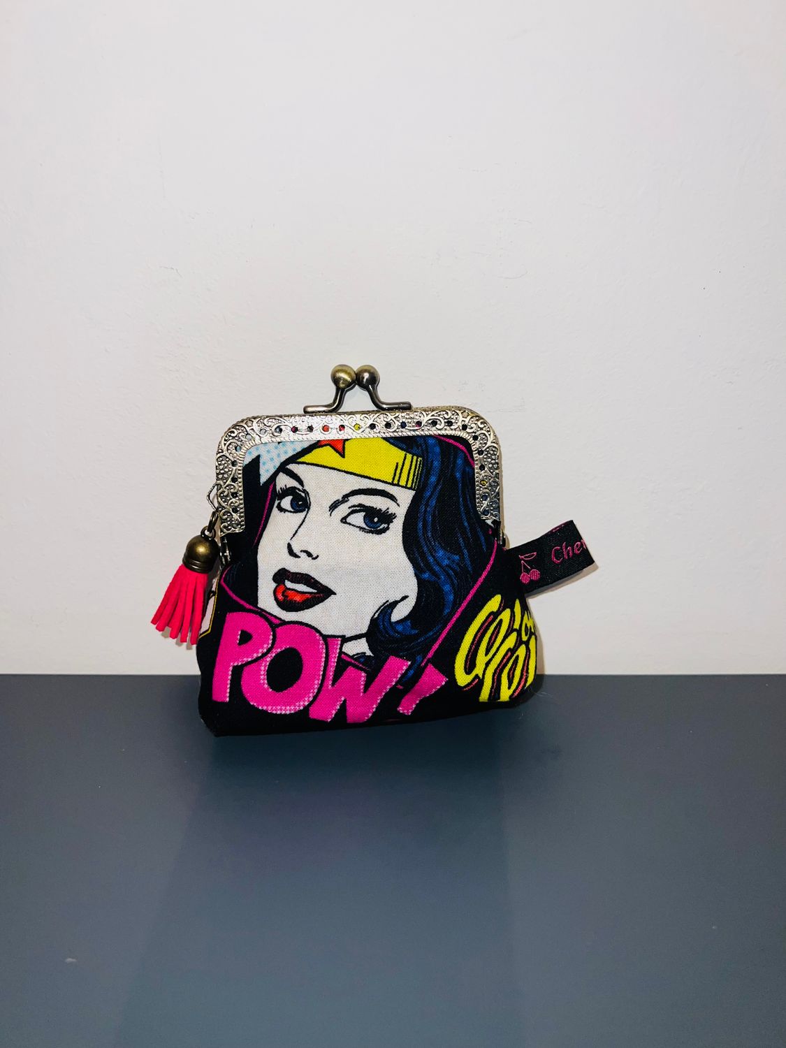 ​PORTE MONNAIE VINTAGE "WONDER WOMAN 2"