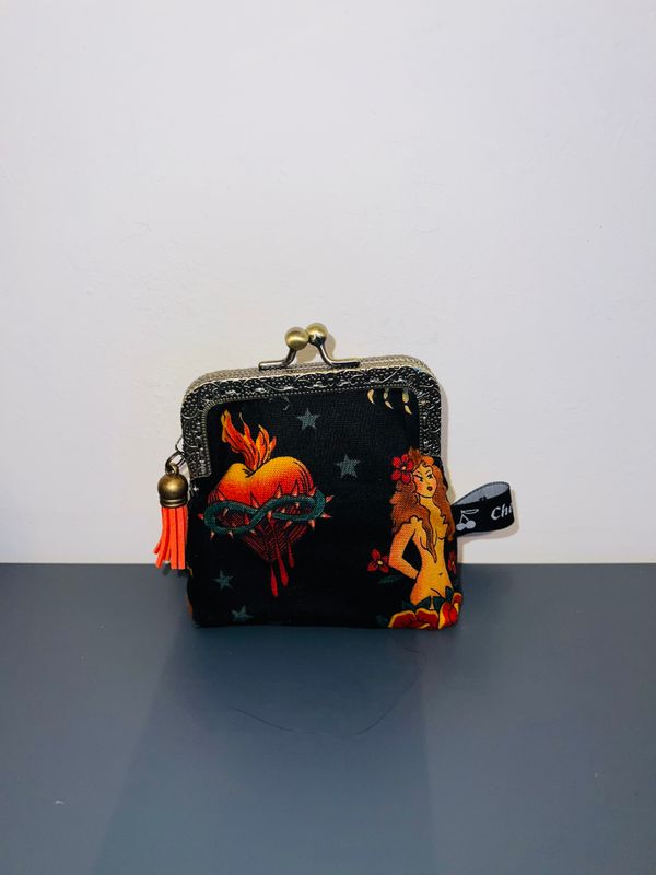 ​PORTE MONNAIE VINTAGE "TATTOO AMOR NOIR"