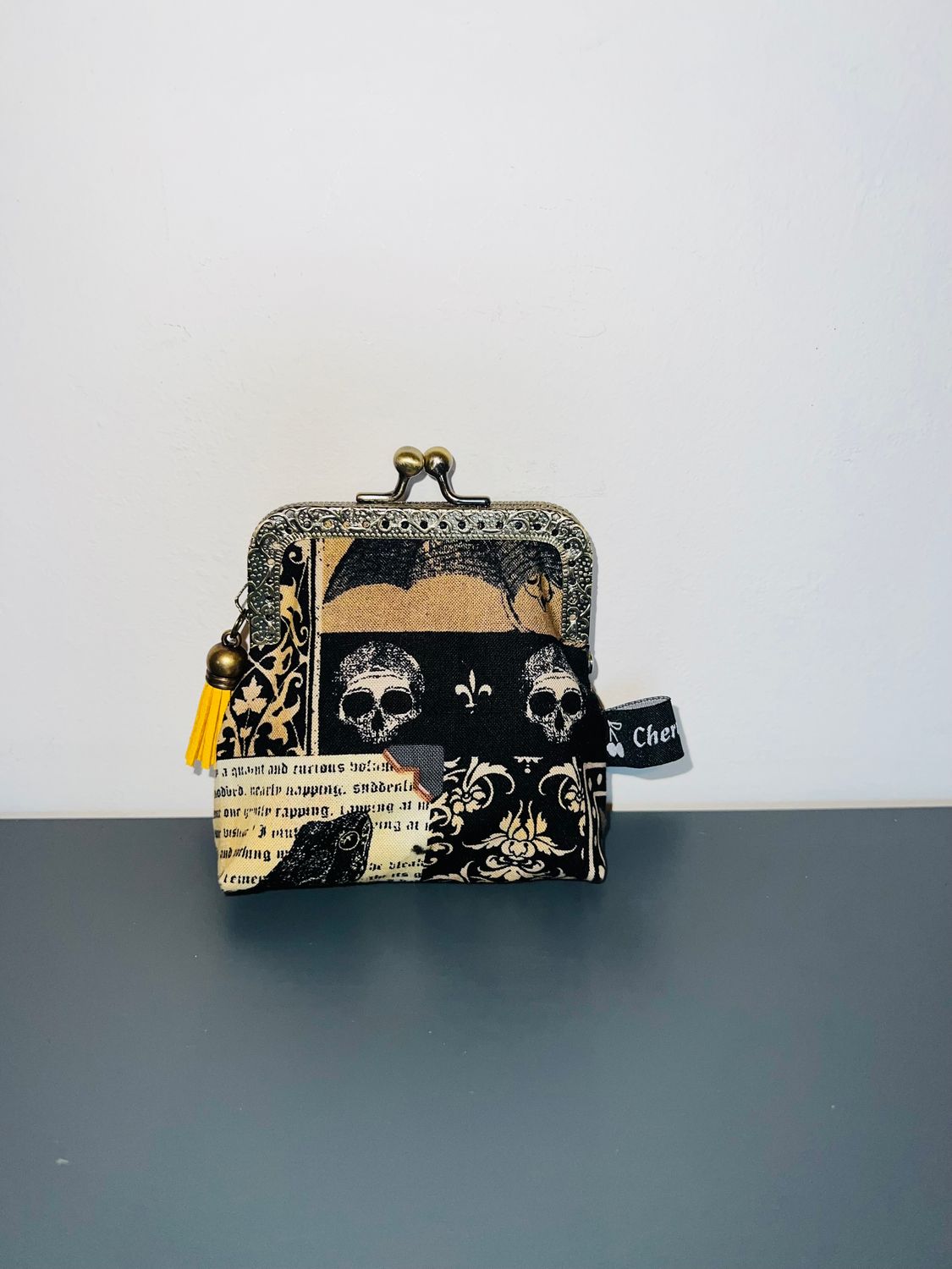 ​PORTE MONNAIE VINTAGE "NEVERMORE"