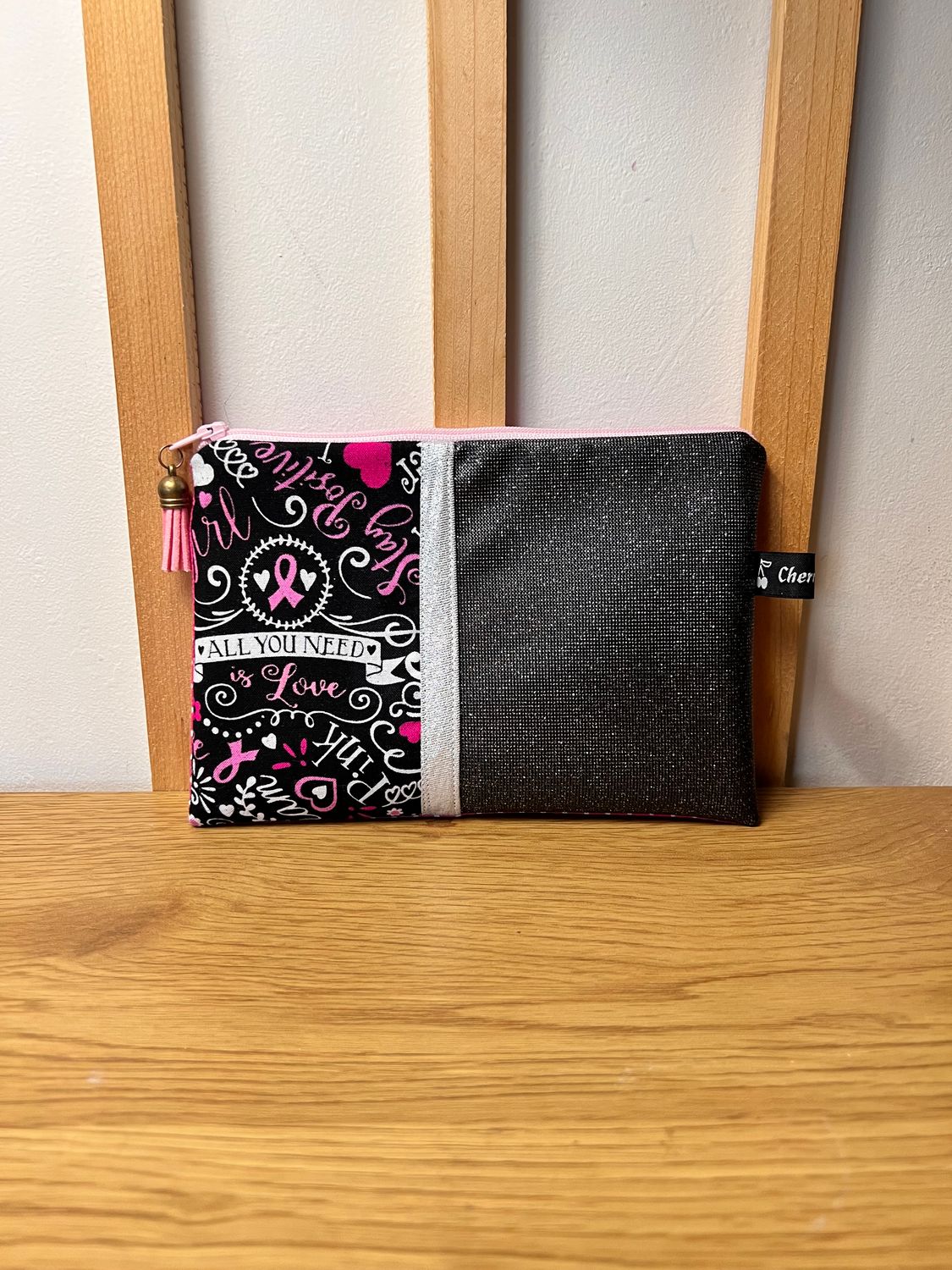 TROUSSE A TOUT série limitée "OCTOBRE ROSE" modèle #4