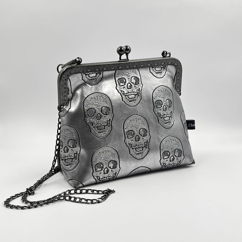 ​PETIT SAC A MAIN VINTAGE "SKULL ARGENT - NOIR LISSE"