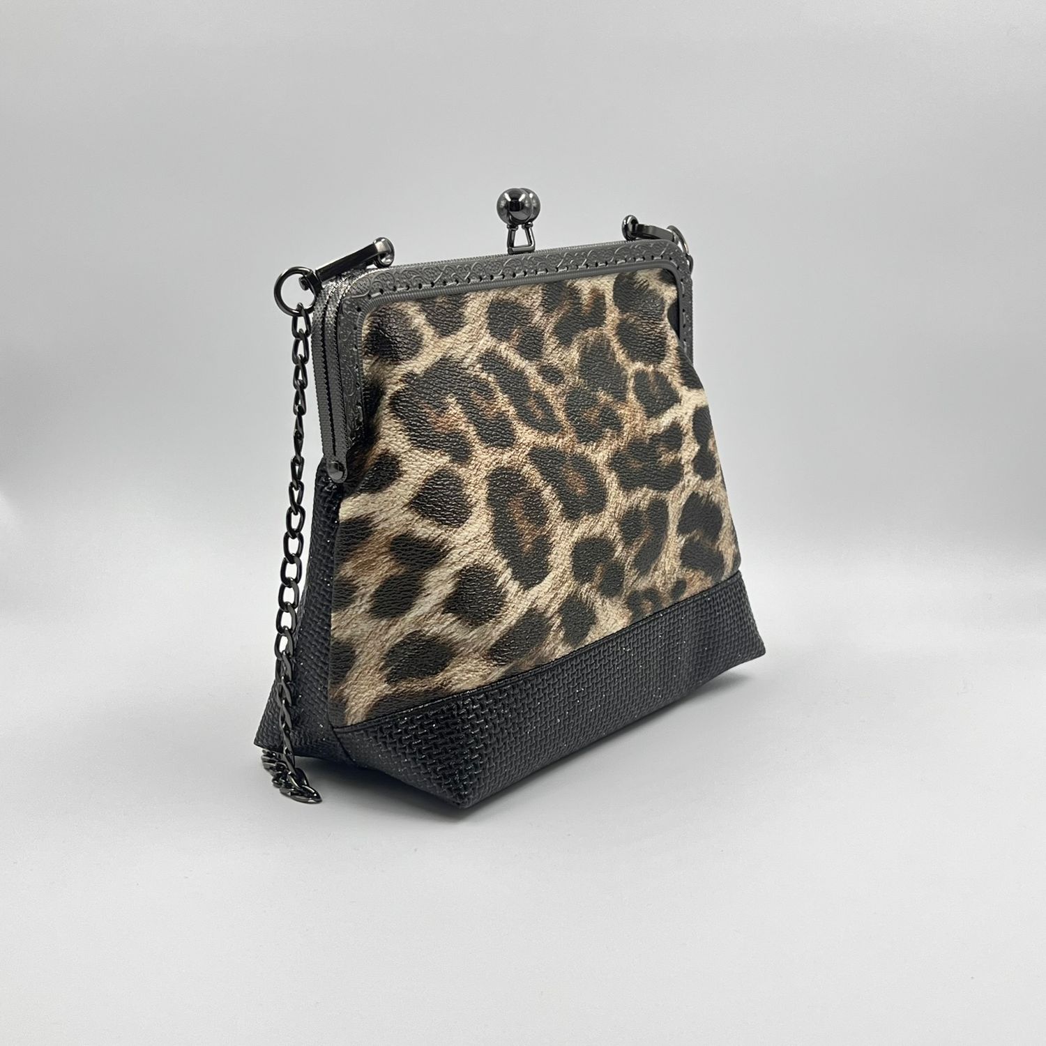 PETIT SAC A MAIN VINTAGE PETIT SAC A MAIN VINTAGE "LEOPARD SIMILI - PAILLETTES"