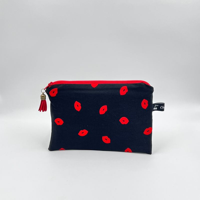 TROUSSE A TOUT "LEVRES - CARBONE"