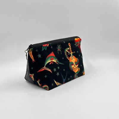 PETITE TROUSSE DE TOILETTE PETITE TROUSSE DE TOILETTE "AMOR TATTOO NOIR"
