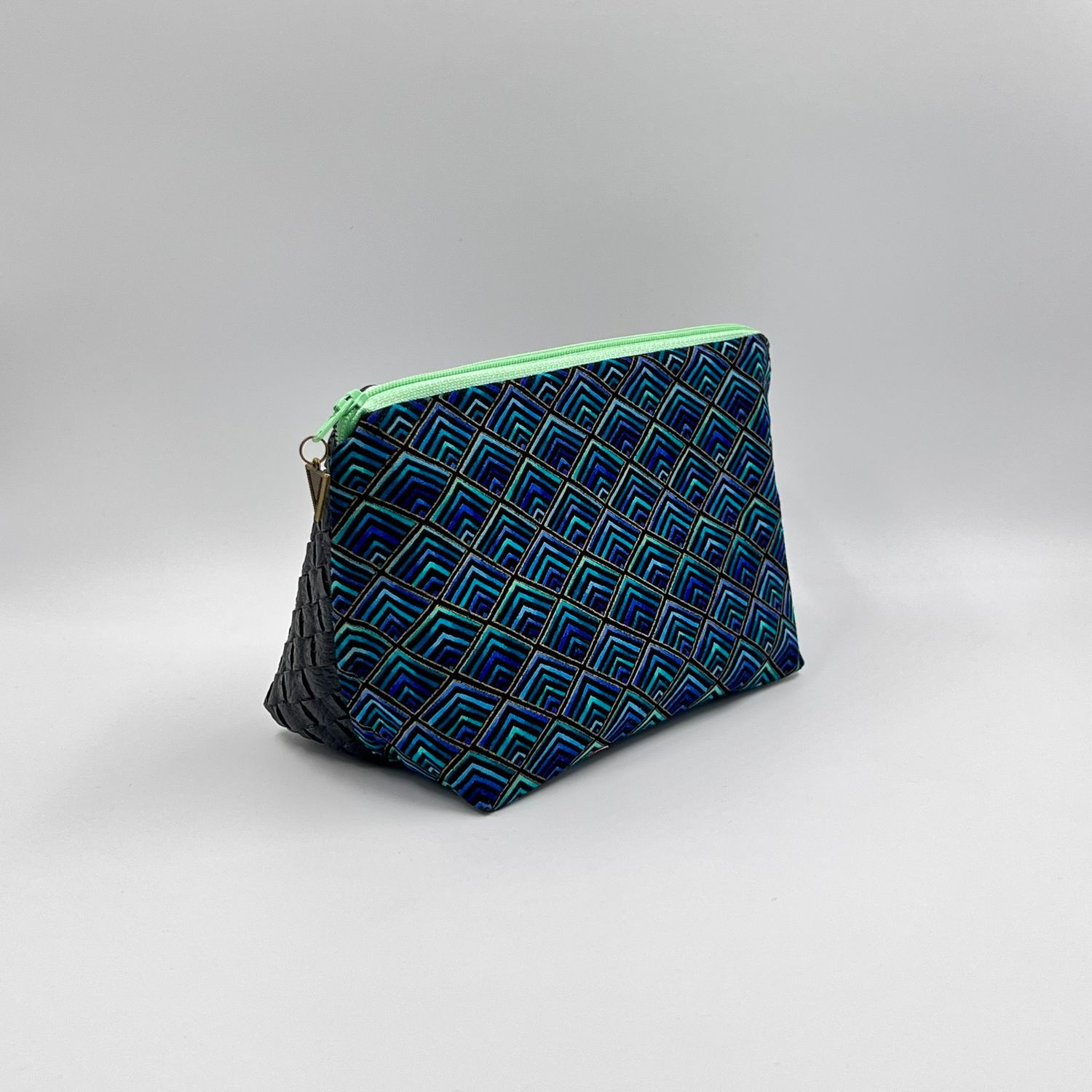 PETITE TROUSSE DE TOILETTE PETITE TROUSSE DE TOILETTE "ART DÉCO - TRESSÉ"