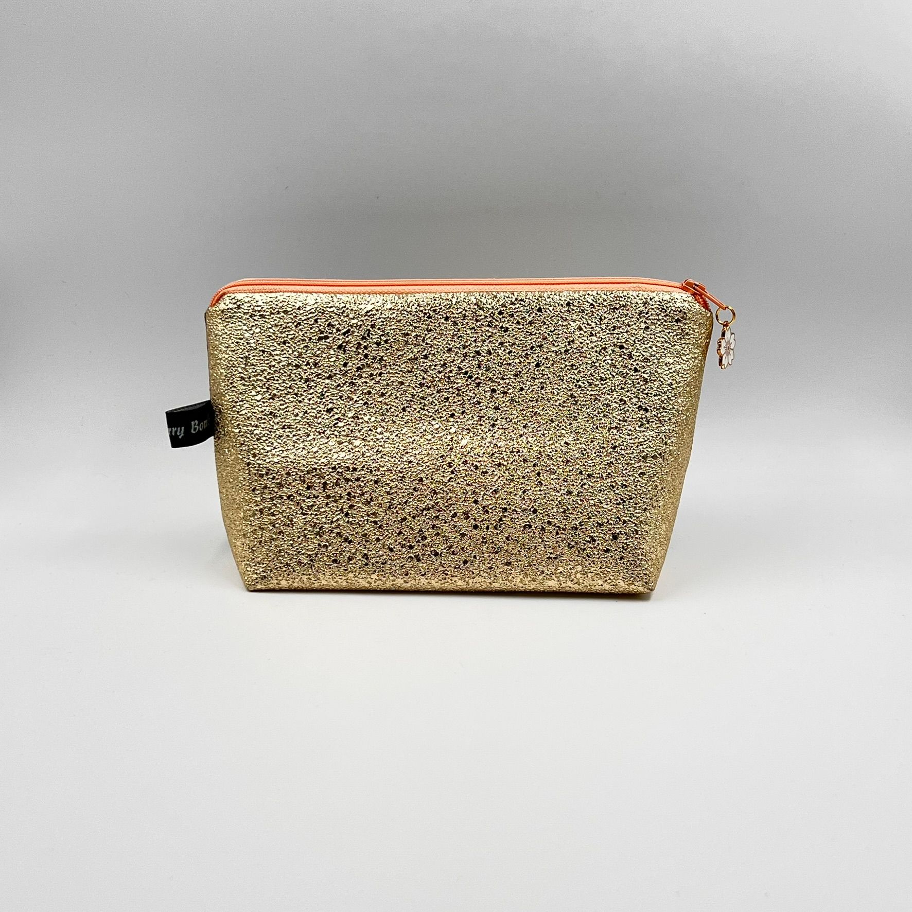 PETITE TROUSSE DE TOILETTE