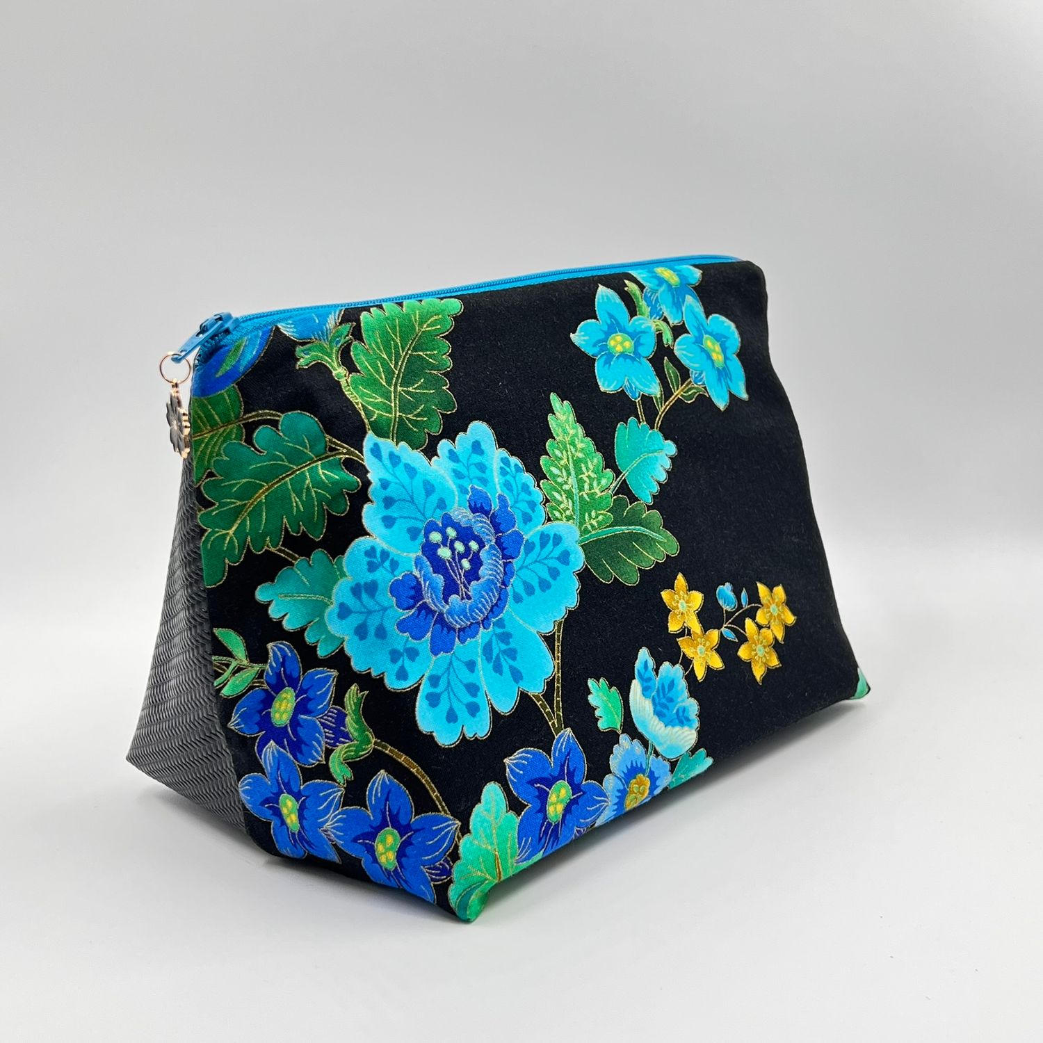 MOYENNE TROUSSE DE TOILETTE MOYENNE TROUSSE DE TOILETTE "BLEU MAJESTUEUX - CARBONE"