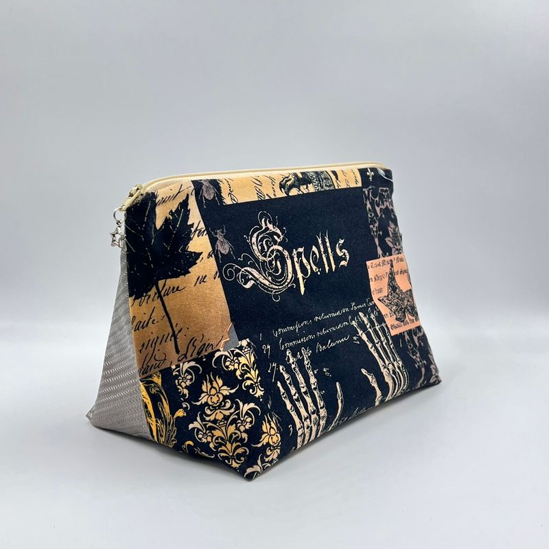 MOYENNE TROUSSE DE TOILETTE "SPELLS - CARBONE MARRON"