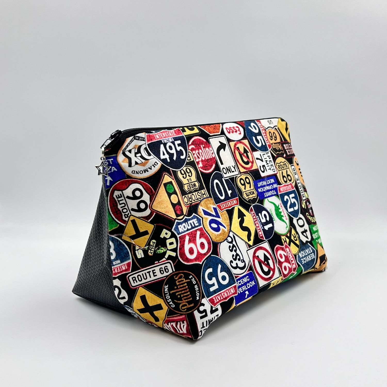 MOYENNE TROUSSE DE TOILETTE "PANNEAU AMERICAINS - CARBONE"