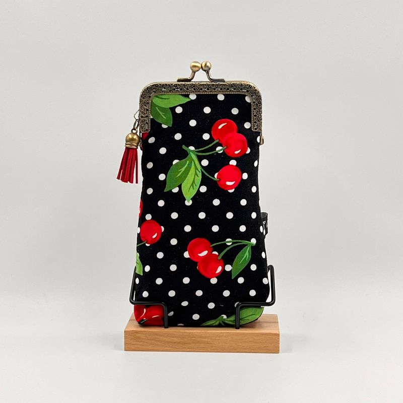 ETUI A LUNETTES VINTAGE ETUI A LUNETTES VINTAGE "CHERRY CHERRY - ROCK PAILLETTES"